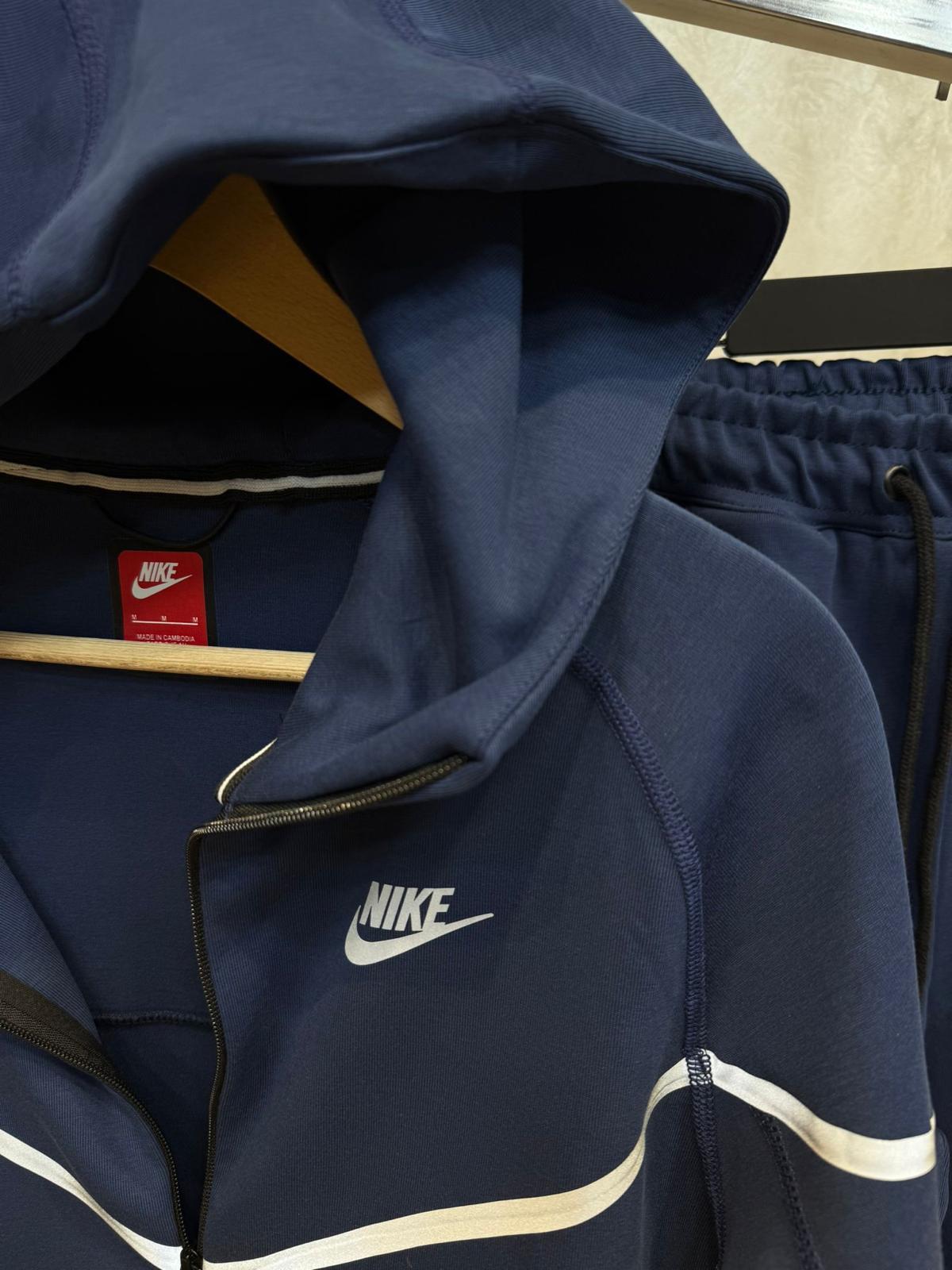 NIKE TECH FLEECE KOMPLET - Plavi