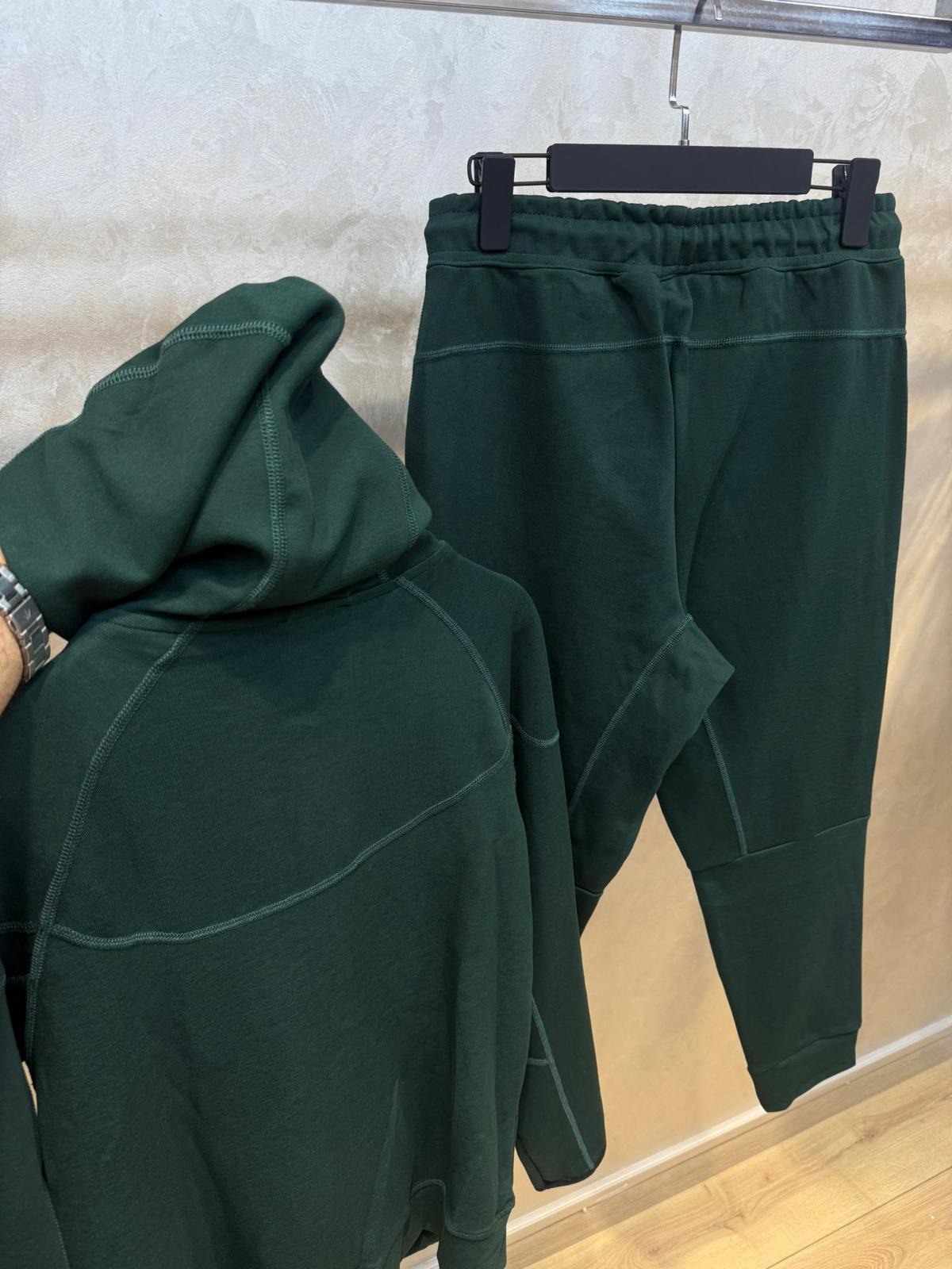 NIKE TECH FLEECE KOMPLET - Tamno zeleni