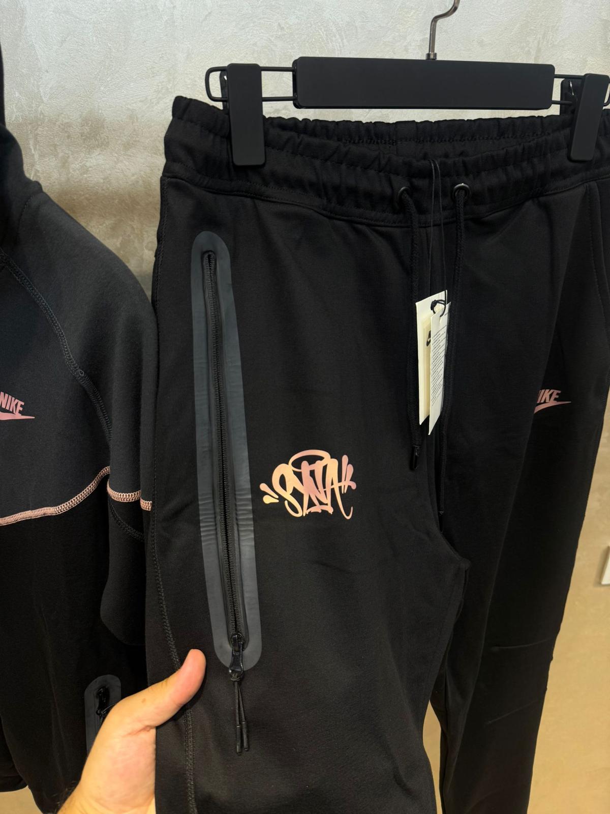 NIKE TECH FLEECE KOMPLET - Life of syn