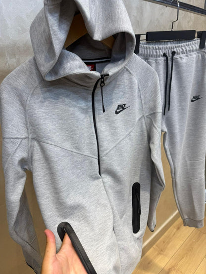 NIKE TECH FLEECE - Sivi sa crnim dezenima